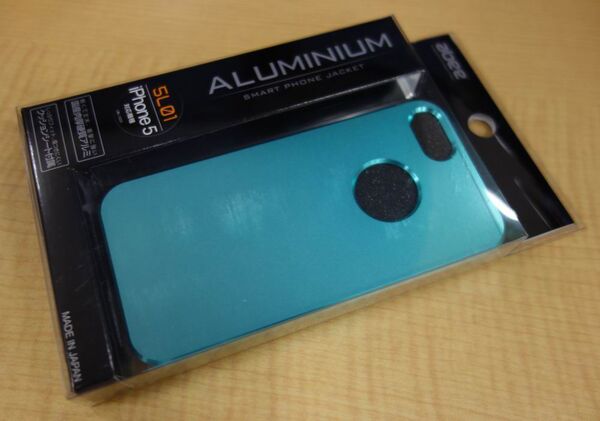 アルミ削り出しバンパーがiPhone5を完成させる！