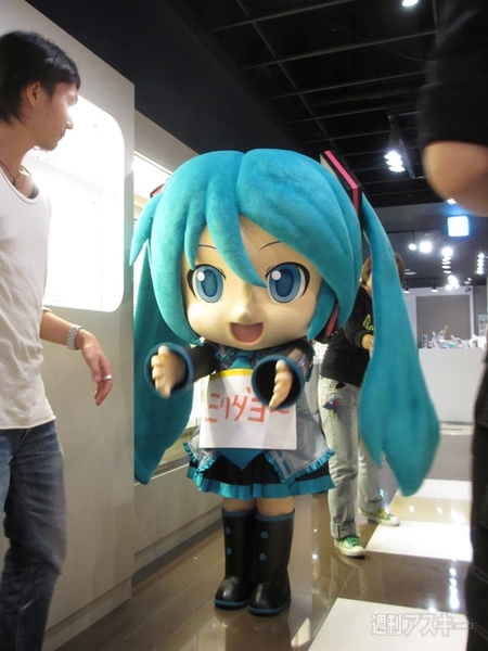 グッスマくじ＆ファミマ×初音ミク新商品