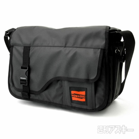 NOMADIC ターポリンフラップショルダーS