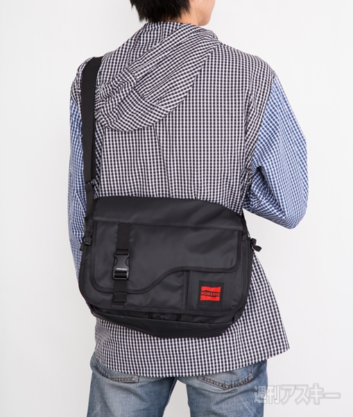 NOMADIC ターポリンフラップショルダーS