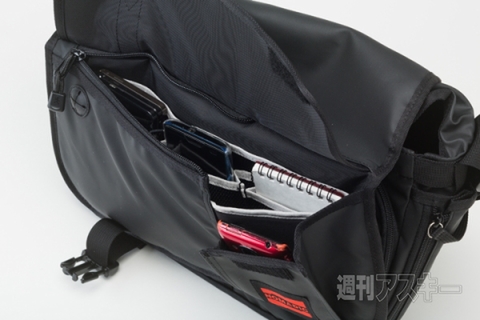 NOMADIC ターポリンフラップショルダーS