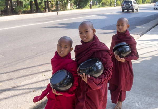 ミャンマーモバイル通信