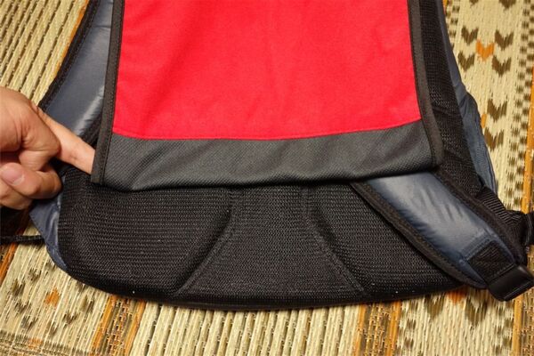 羽のように軽いターガス新ナップザック偏執的レビュー