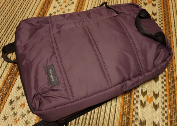 羽のように軽いターガス新ナップザック偏執的レビュー