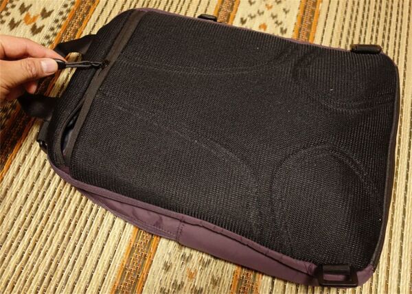 羽のように軽いターガス新ナップザック偏執的レビュー