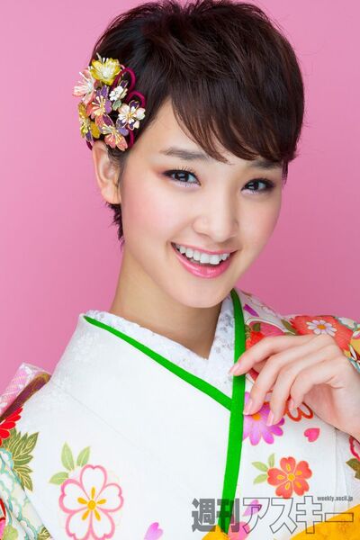 912号表紙の人・剛力彩芽