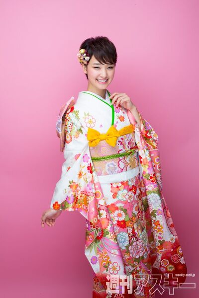 912号表紙の人・剛力彩芽