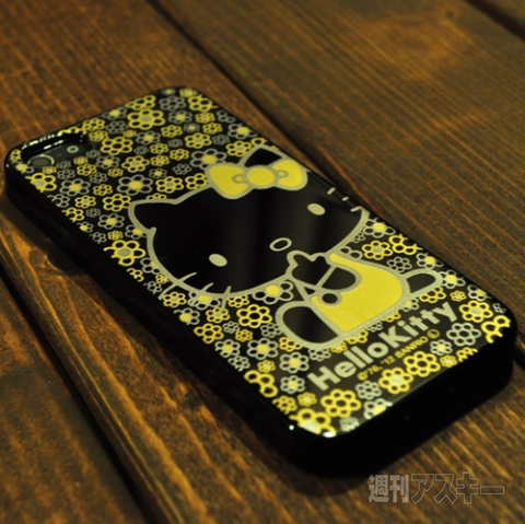 iPhone5専用新年にピッタリの宮内庁御用達本漆器ケース