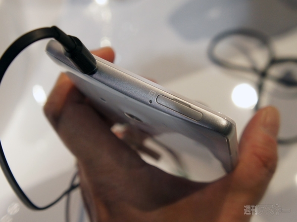 ファーウェイ、新製品3機種を中心に最新スマホを展示：CES20123