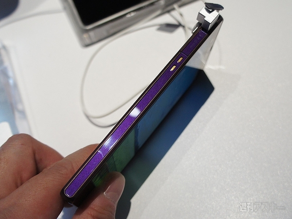 ソニーのフラッグシップ、Xperia Zの魅力：CES2013