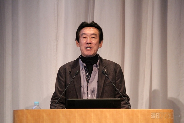 ソフトバンクの白戸家新CM発表会に白戸家からはお父さんが登場