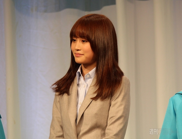 ソフトバンクの白戸家新CM発表会に白戸家からはお父さんが登場