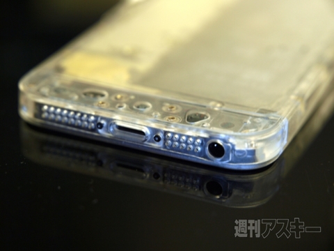 見えすぎちゃって困る〜なスケルトン仕様iPhone5はいかが？：週間リスキー