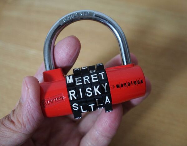 パスワード問題とアラビアンナイト