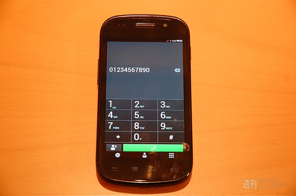 Firefox OSのα版がNexus Sで起動したぞ