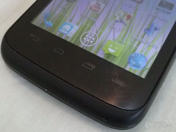 インテル製1万円スマホの実力を世界最速レビュー