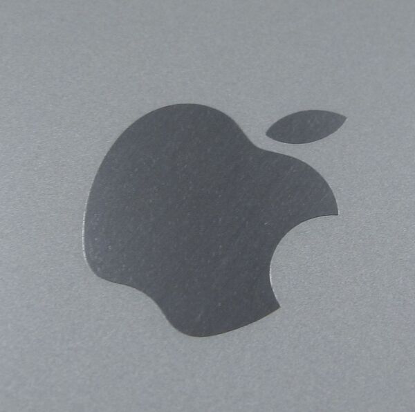 SIMフリーiPhone5をiOS6.1にアプデするとXi不可に