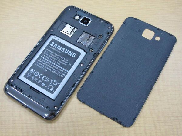 サムスン初のWP8端末『Samsung ATIV S』ファーストインプレ