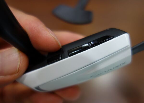 Google Project Glassより早く出るスマートグラスを試してみた