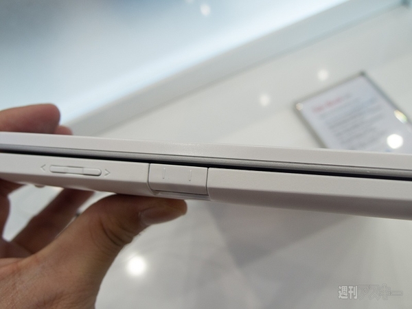 LGのOptimusシリーズは国内版と少し違う：MWC2013