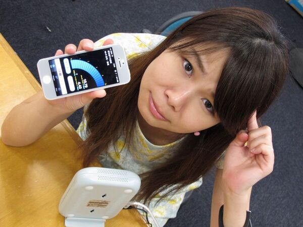 指一本で侵入者を追い出す『見えルンです！』で無線LANを鉄壁防御！