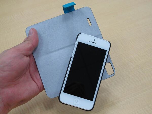 付けて外して付けてが楽しいiPhone5用ケース