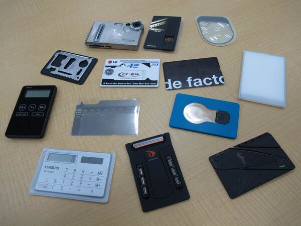 カード型アイテム収納にスマータブルコンボケースがピタシ