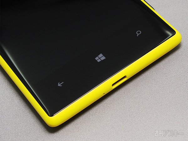 Lumia 720はノキアのグローバルスタンダード！ 最新WP8国内最速レビュー