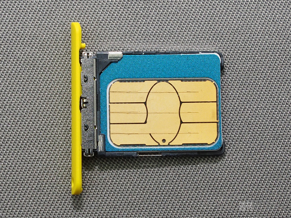 Lumia 720はノキアのグローバルスタンダード！ 最新WP8国内最速レビュー