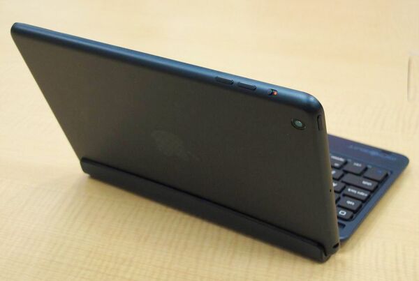 ノートPC感覚で使えるiPad mini専用Bluetoothキーボードは全員買うべき