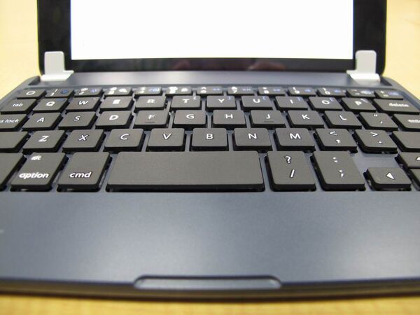 ノートPC感覚で使えるiPad mini専用Bluetoothキーボードは全員買うべき