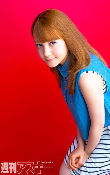 928号表紙の人・トリンドル玲奈