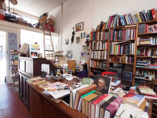 本屋とファンディングとバーチャルマネー