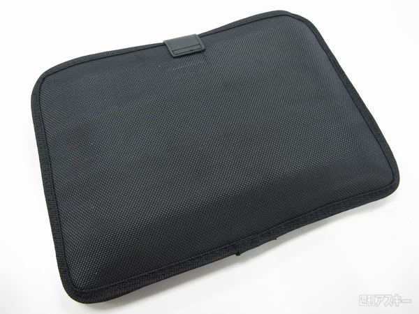 スマホ＆タブをアクセごと収納できるスマートなケースが素敵