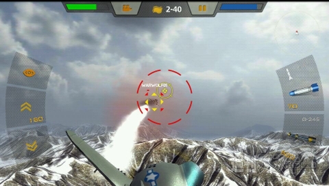 6時の方向にミサイルをぶっ放していくスマホゲーム、Ace Wings:Online