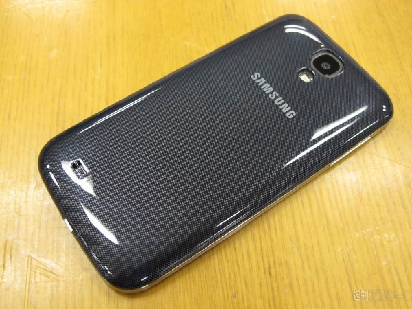 韓国で購入したGALAXY S4アクセの互換性を試してみた