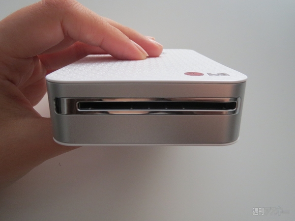 LGからパッと印刷コンパクトフォトプリンターが発表