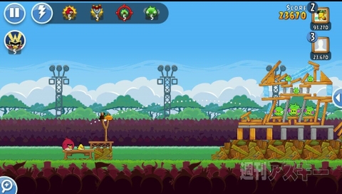 Facebookの友達とスコアーを競うスマホゲーム、Angry Birds Friends