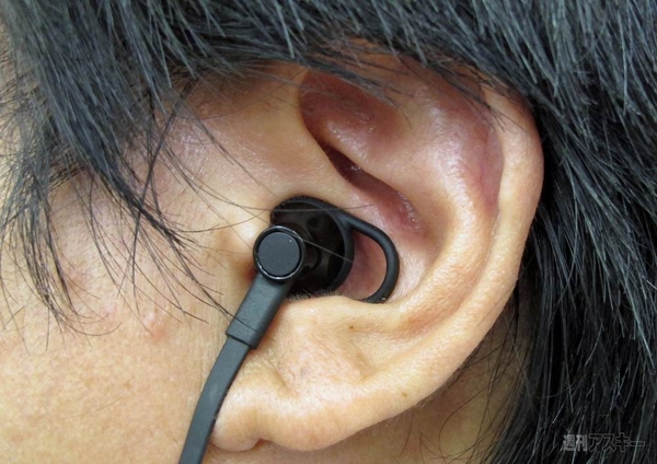 BlackBerry Q10を電源入れずにレビュー だって日本語使えないんだもの