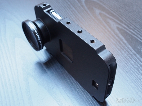 GALAXY Note II対応のレンズ装着ジャケットが登場