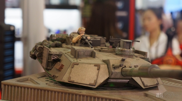 “超個性派”自作パーツ