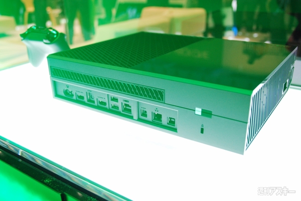 Xbox One＆Surface Proでグリグリ遊んでみた：E3 2013