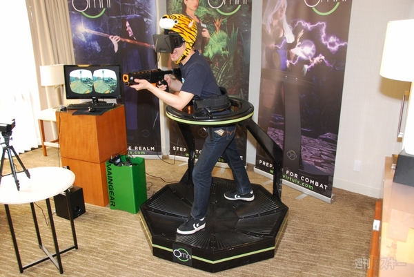 Omni & Riftでついに2次元世界に侵入成功！：E3 2013