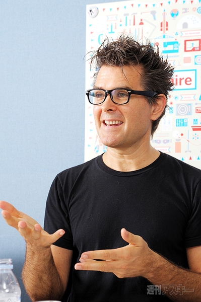 紙の本とコンピュータと手作り文化の未来 Make編集長マーク・フローエンフェルダー インタビュー