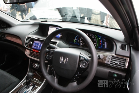 新型アコードハイブリッド