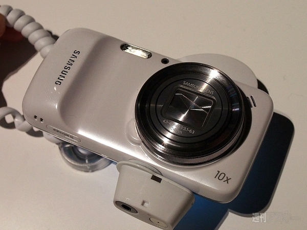 スマホからズームレンズが伸びるGALAXY S4 zoom：フォトレビュー