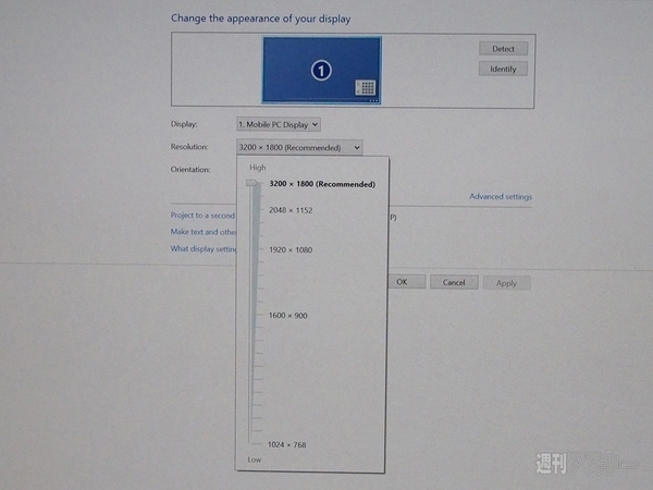 サムスン製デュアルOSノートと世界最軽量タブレットのフォトレビュー