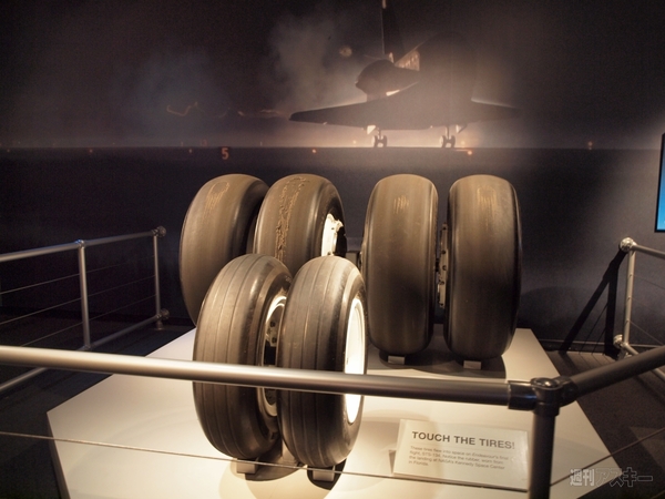 ロサンゼルスで本物のスペースシャトル エンデバーを見てきた！