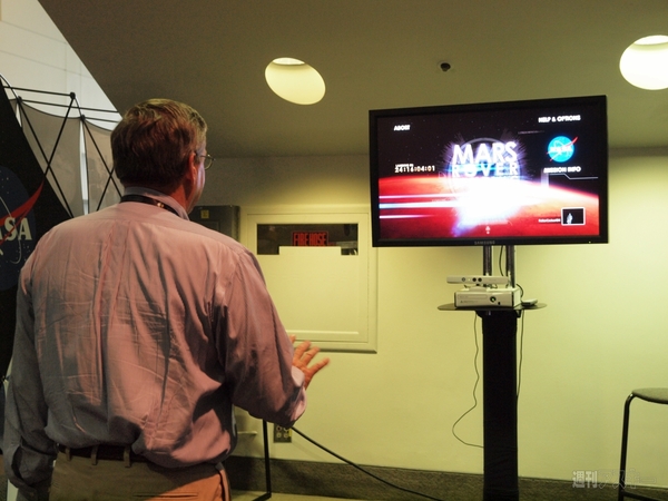 ロサンゼルスで本物のスペースシャトル エンデバーを見てきた！