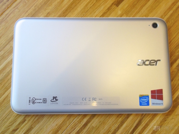 専用Acer W3-810